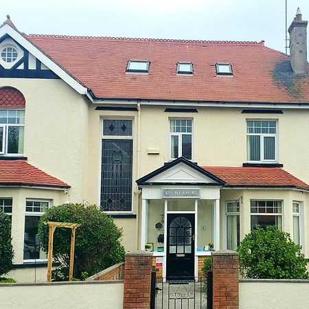 Cleave Court Guest House ランディドノー エクステリア 写真