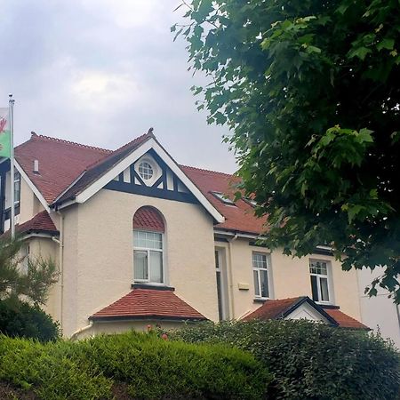 Cleave Court Guest House ランディドノー エクステリア 写真