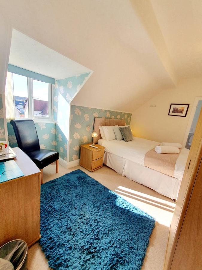 Cleave Court Guest House ランディドノー エクステリア 写真