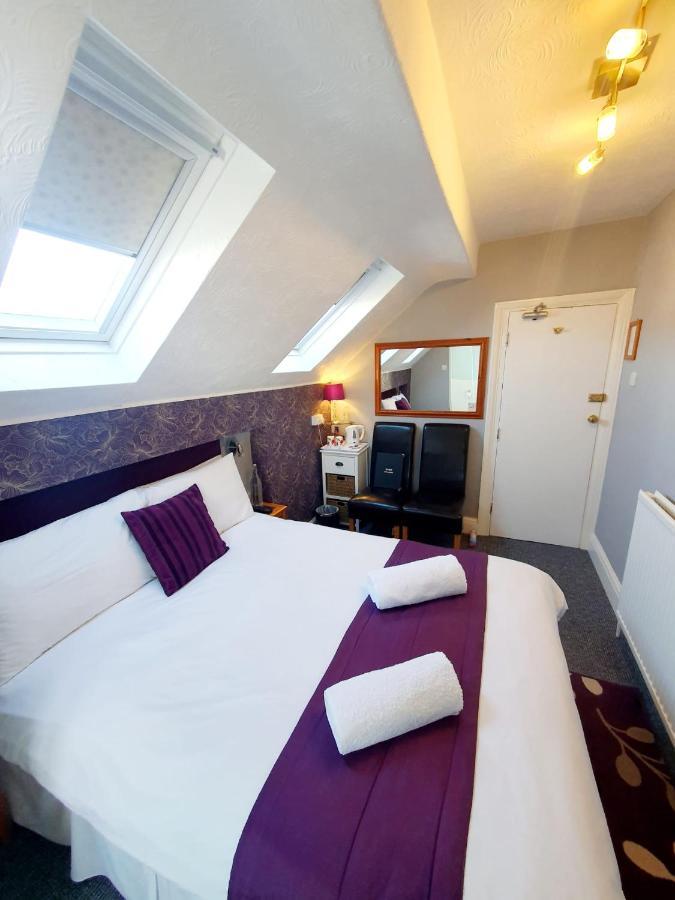 Cleave Court Guest House ランディドノー エクステリア 写真