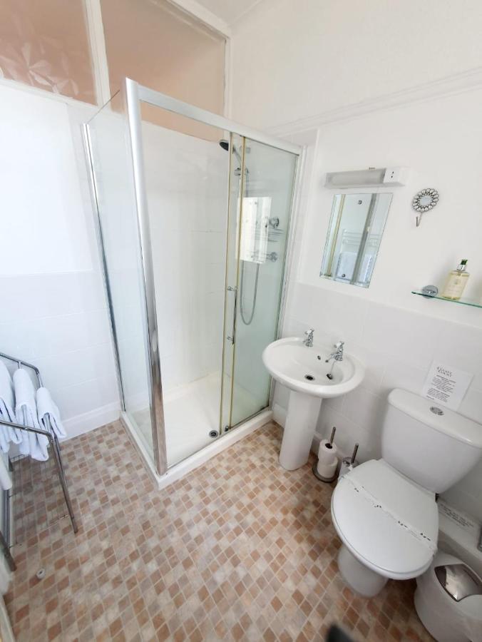 Cleave Court Guest House ランディドノー エクステリア 写真